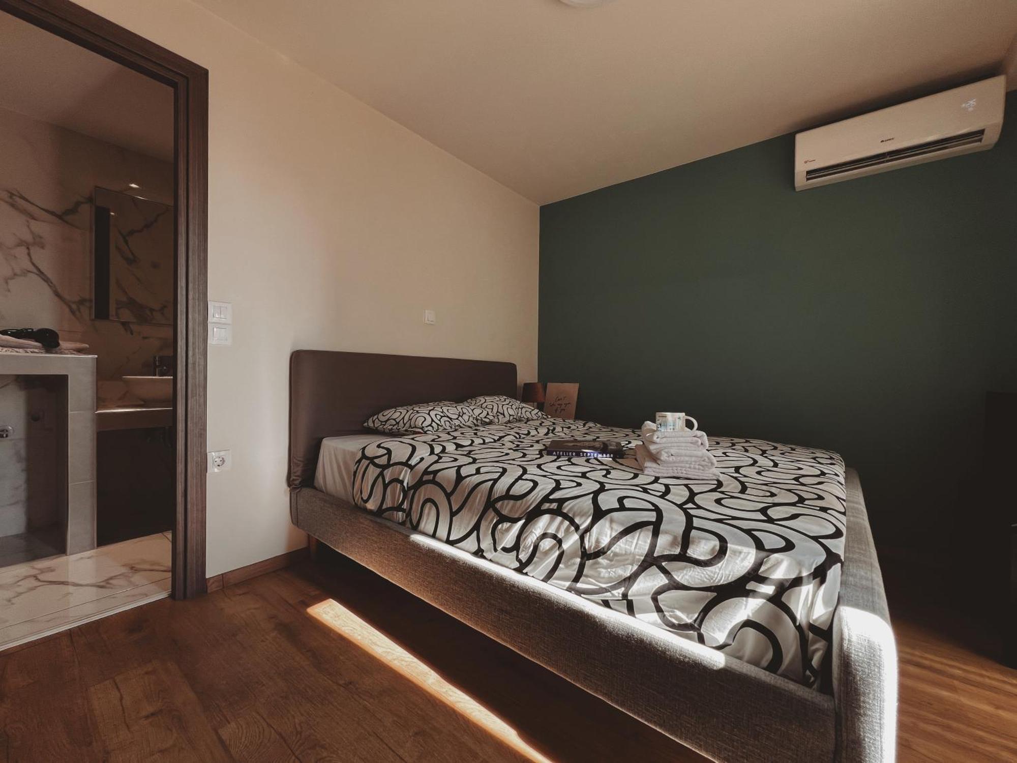 Apartment Cozy In Zografou, Close To Hospitals